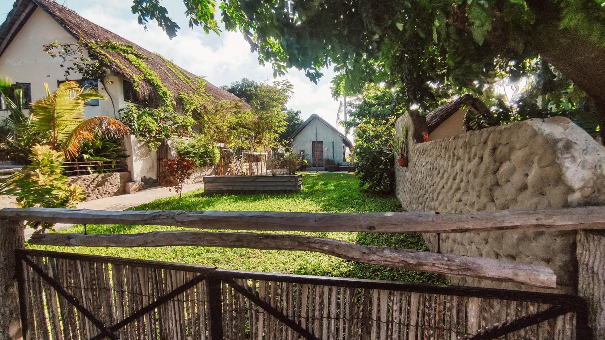 Kitesurf Tofo House - 1 Minute Walk From Beach And Center 外观 照片